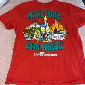 Disney T-Shirt Top Make Your Own Magic Size Medium